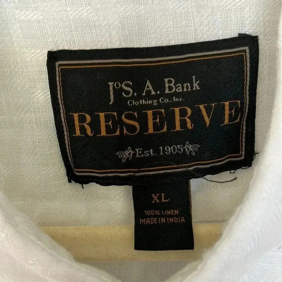 Jos. A. Bank  Reserve 100% linen white textured short sleeves button down shirt - Picture 2 of 7